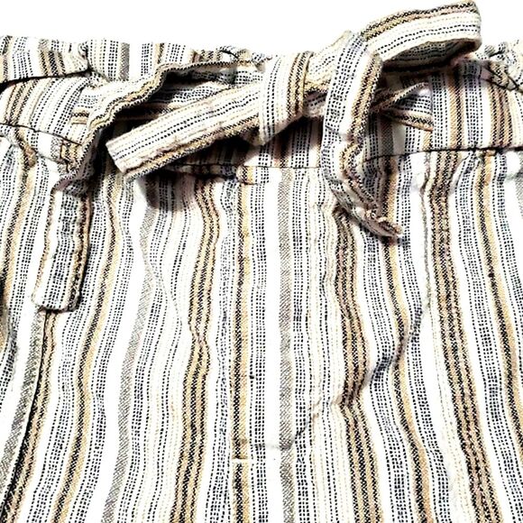 Calvin Klein Earthy Tones Striped Flowy Boho Linen Blend Paperbag Shorts - Picture 2 of 6